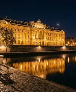 Pour une soirée sous l'élégance, la séduction, le romantisme, le charisme. Et la garantie de passer une soirée galante parisienne. Le flacon parisian tabacco est fait pour vous.